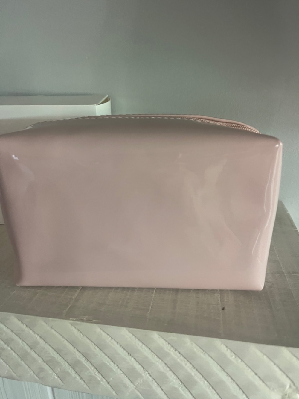 Dior Light Pink Patent Cosmetic Case with Raised CD Logo - Picture 4 of 7